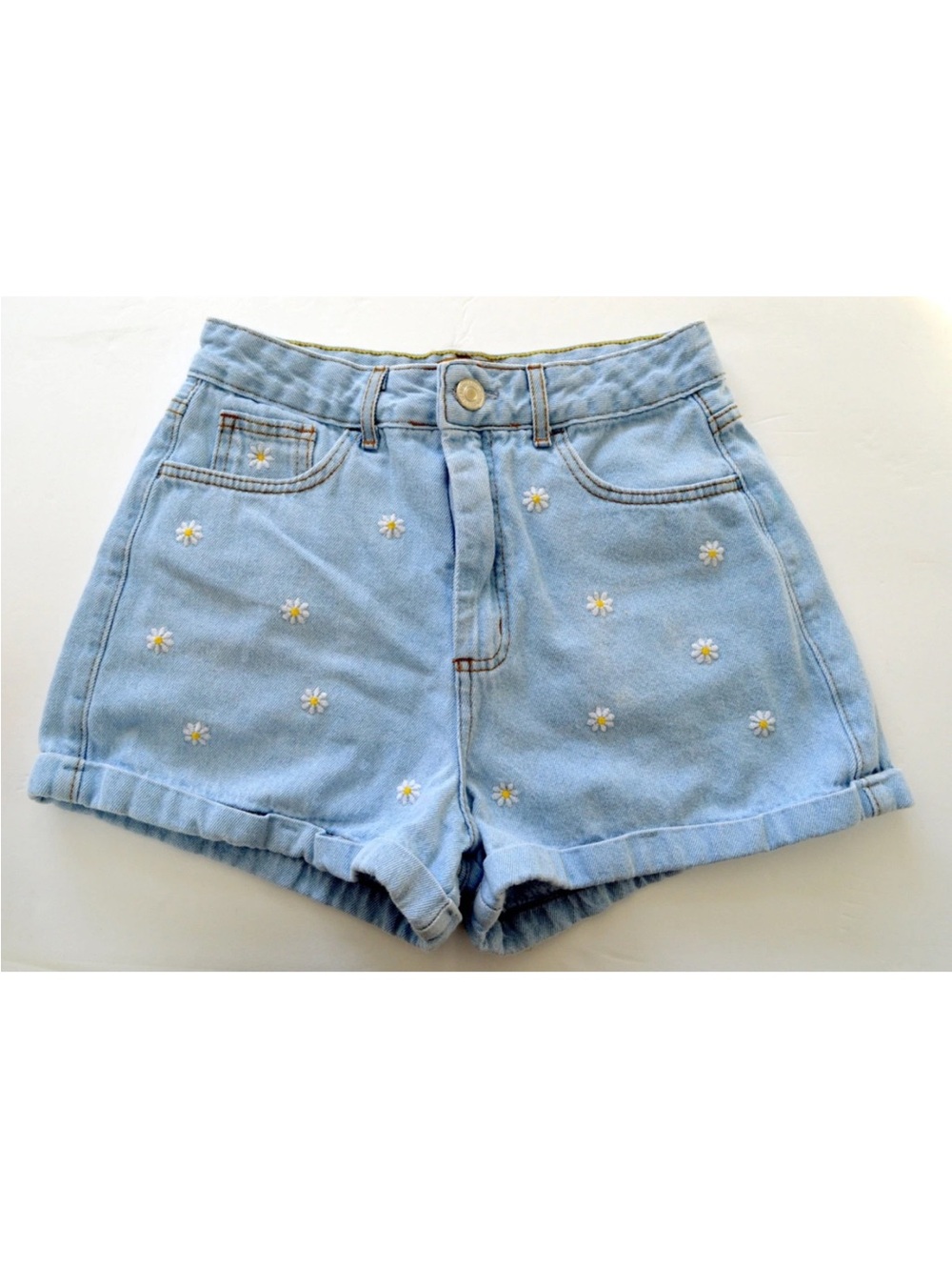 Jeanswear light blue embroiled jeans Short, high waist cuffed woman size 6
